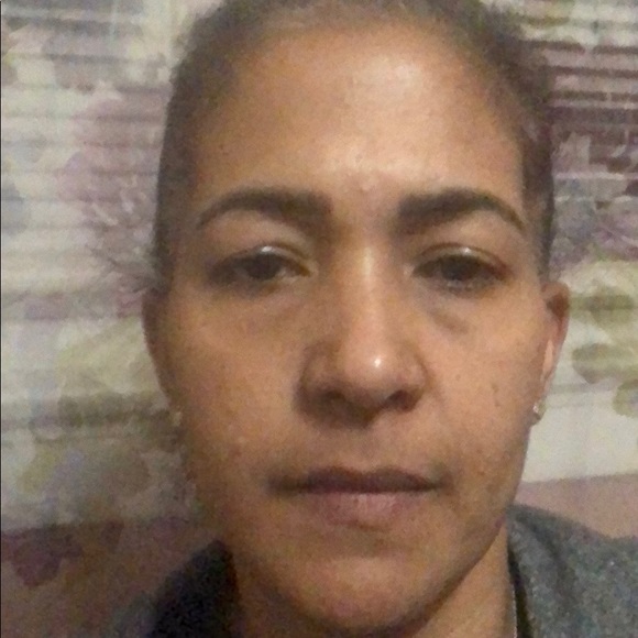 Meet your Posher, Ana julia - Picture 1 of 1